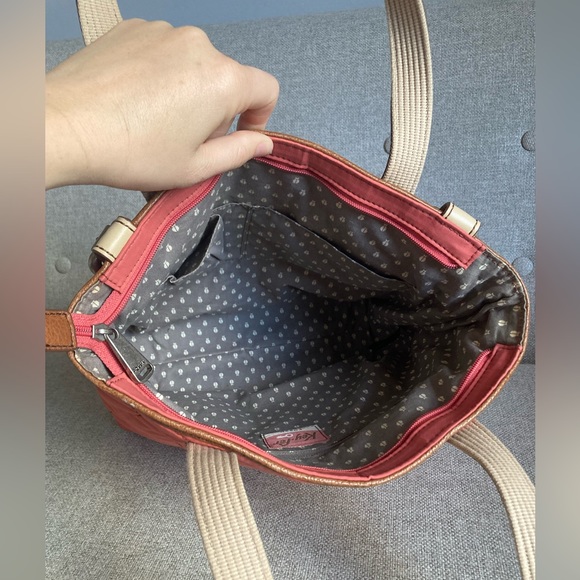 Large Fossil shoulder bag with coral colored quilted fabric - Picture 5 of 8